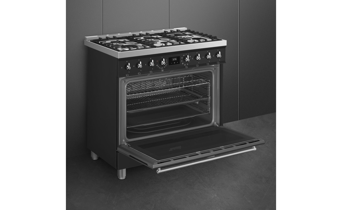 Smeg 90cm Classic Pyrolytic Freestanding Oven/Stove Matte Black CSP9GMMBA2