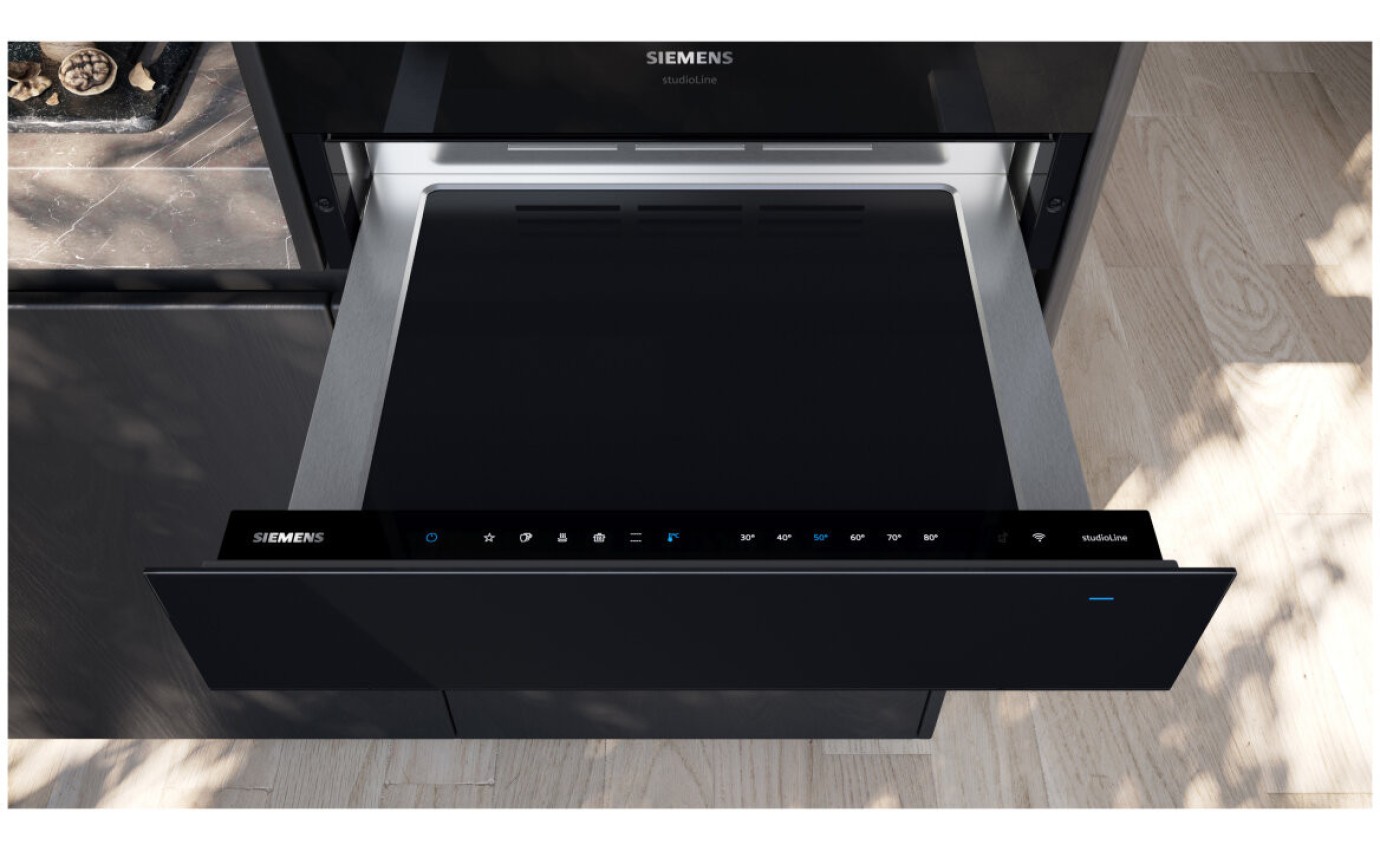 Siemens iQ700 Black Built-In Warming Drawer BI910C1B1