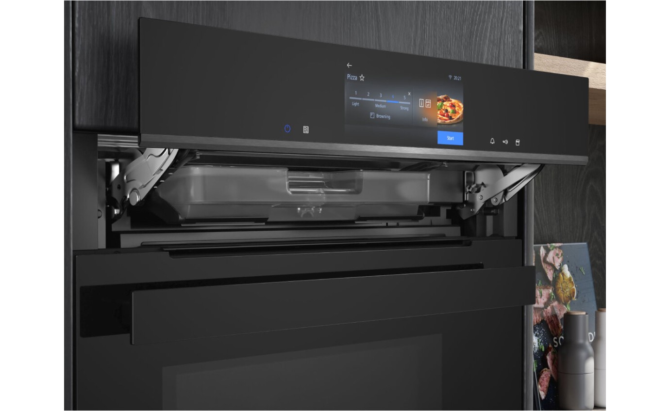 Siemens iQ700 StudioLine 60cm Pyrolytic Oven with PulseSteam & Microwave Function HN978GQB1B