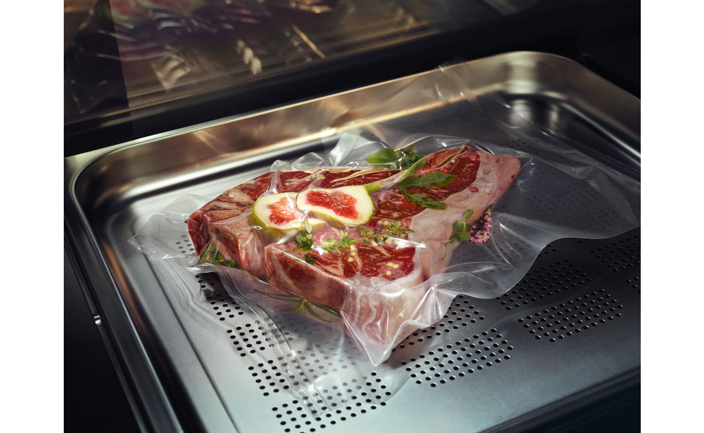 Miele 45cm PureLine Combi Steam Oven with HydroClean - Clean Steel DGC7840HCCS