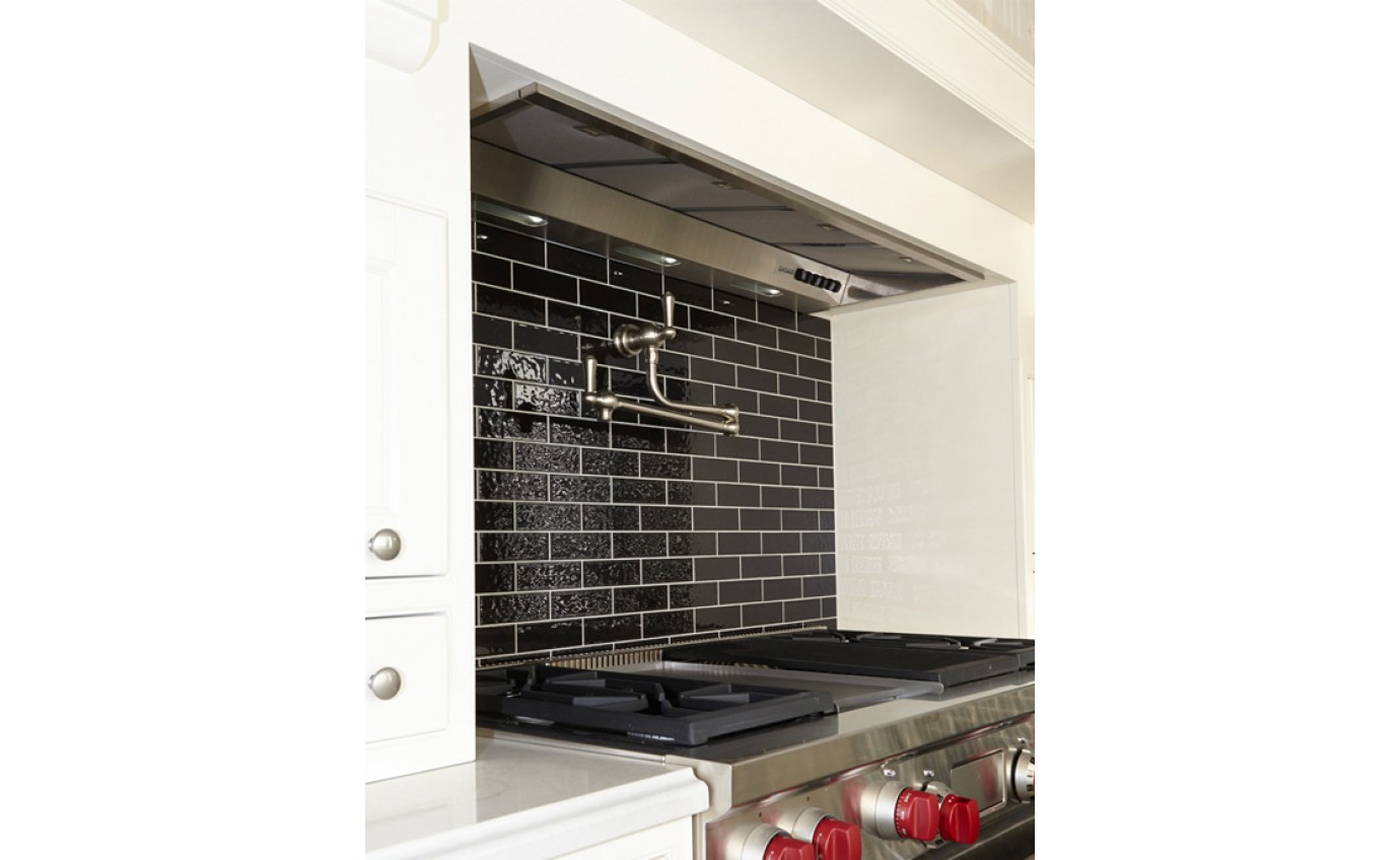 Qasair 160cm Cobar Rangehood WCV1600L3B