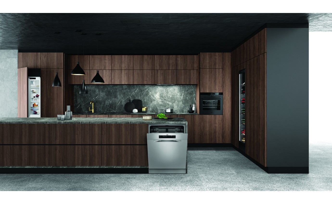 AEG 60cm Freestanding Dishwasher (Stainless Steel) FFB53600PM
