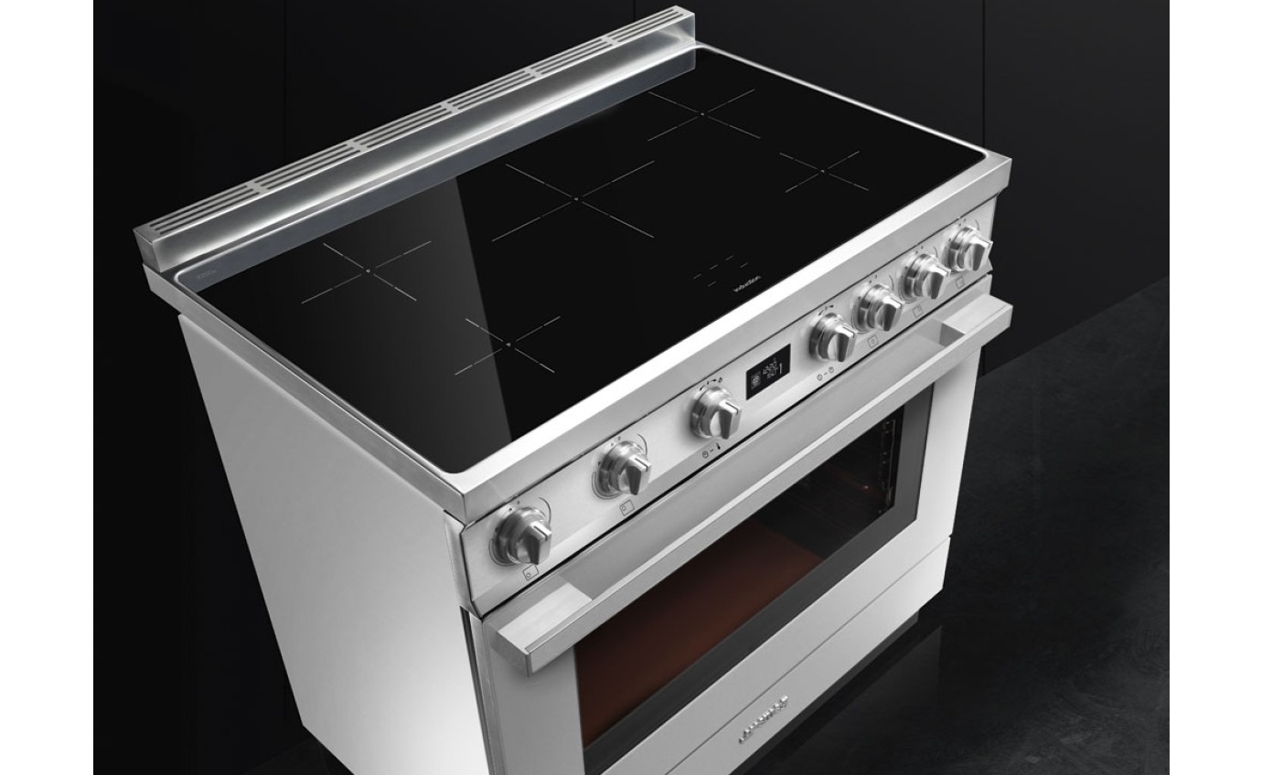 Smeg 90cm Portofino Freestanding Cooker (Stainless Steel) CPF9IPX
