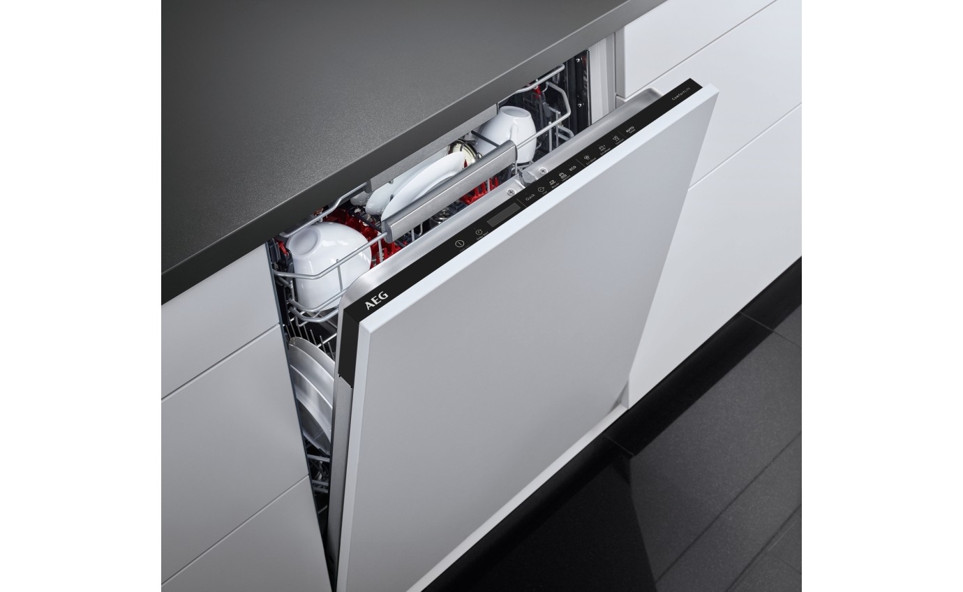 AEG 60cm Integrated Dishwasher with ComfortLift™ FSE69200RO